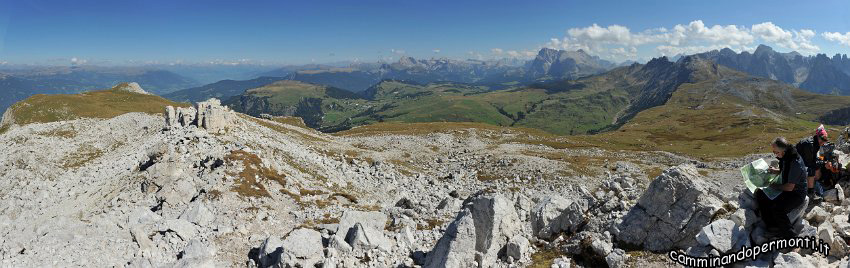 082 Panoramica dal Monte Petz.jpg